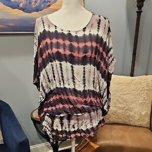 YFB Batwing Tie Dye Top Sz S EUC